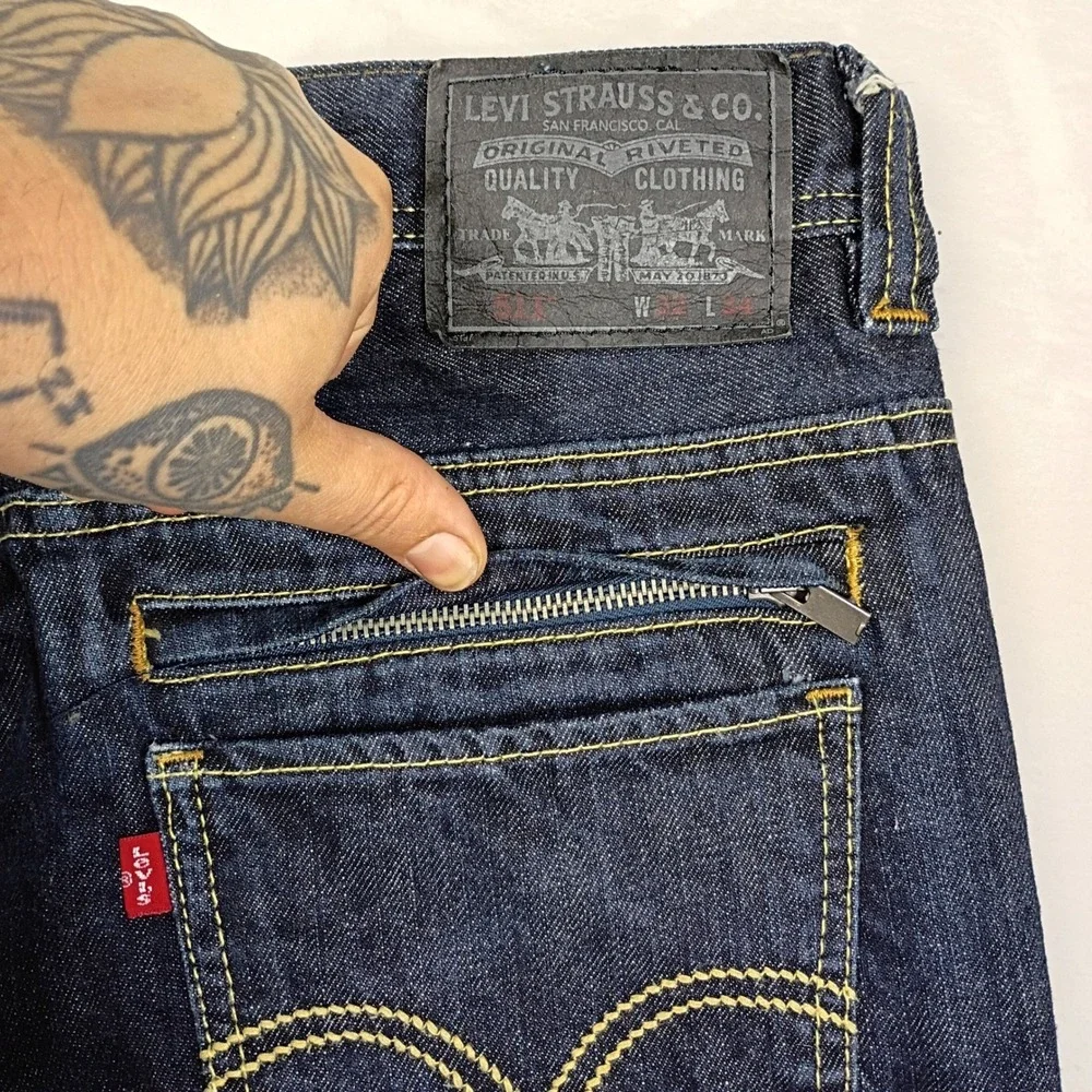 Levi's Denim Shorts Mens 32 Blue Raw Hem Zipper Pockets Y2K Gorpcore Summer 511